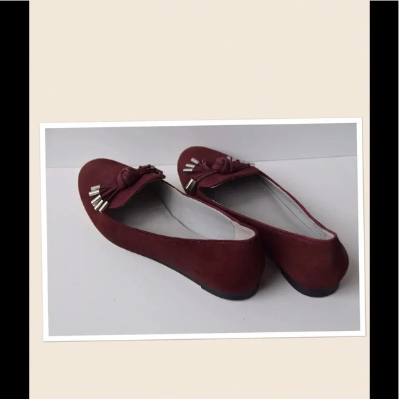 Calvin Klein  Savannah flats - Picture 3 of 6